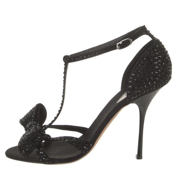 Giuseppe Zanotti
Bejeweled Bow-Toe Sandal Size 40 - Picture 2 of 6